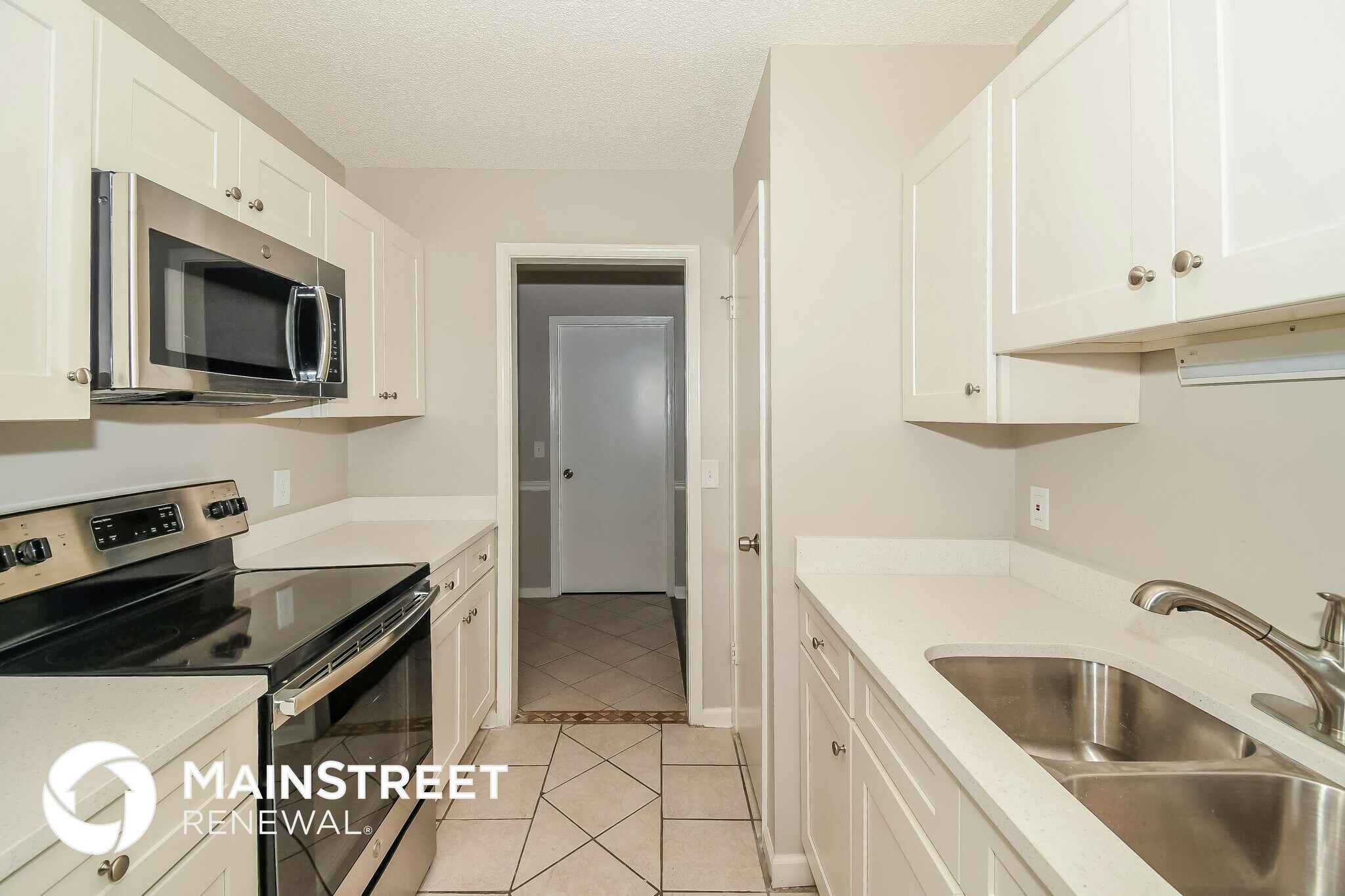 Building Photo - 12461 Hickory Hollow Dr