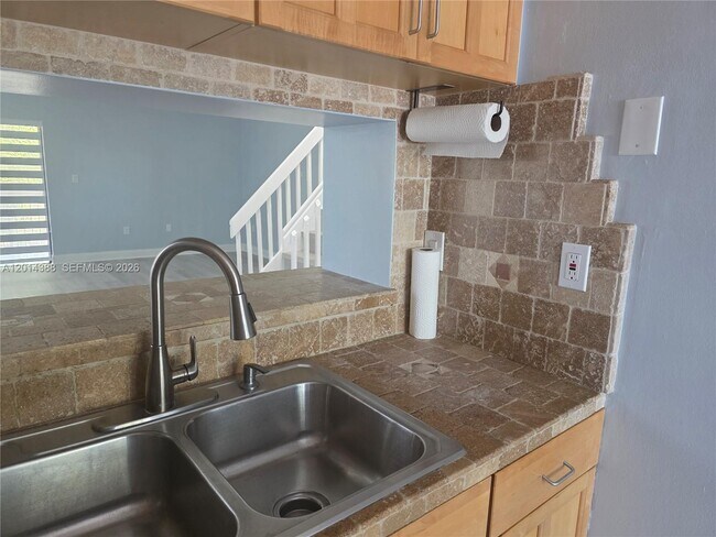 Building Photo - 13022 SW 88th Terrace N