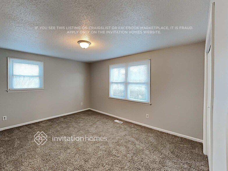 Building Photo - 208 Ferncliff Dr