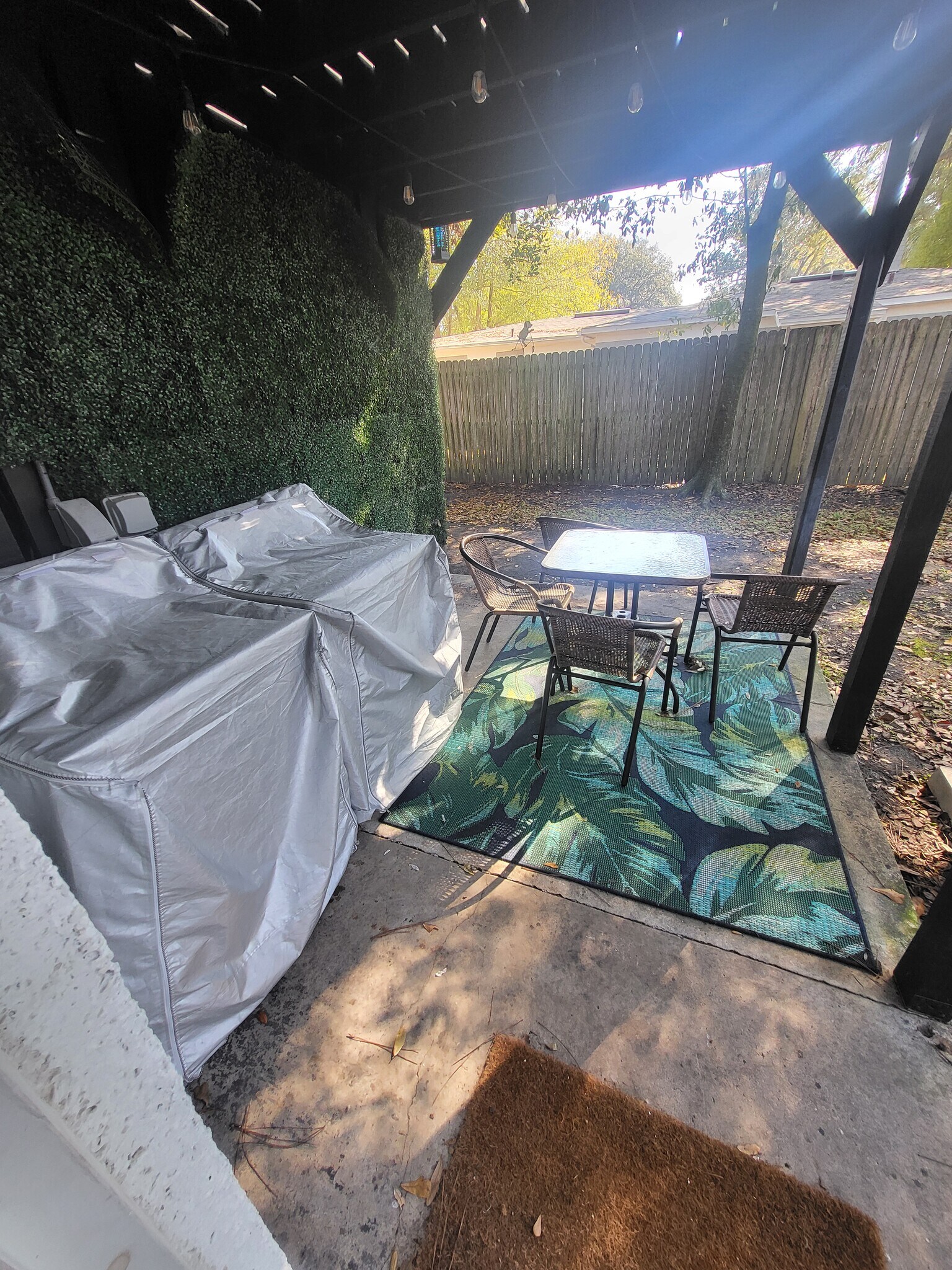 Building Photo - 3520 Post St