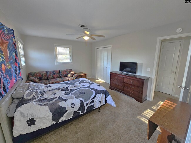 Building Photo - 251 Micala Dr