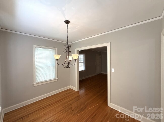 Building Photo - 1408 Ivey Dr