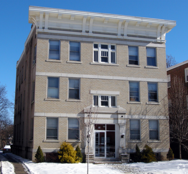 Building Photo - 26-30 Sherman St