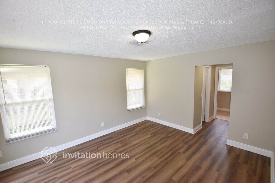 Building Photo - 4998 NW 5th Ave