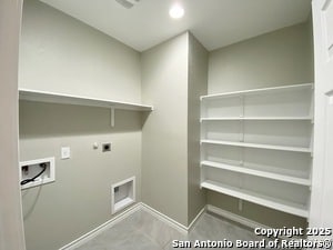 Building Photo - 142 Landing Ln