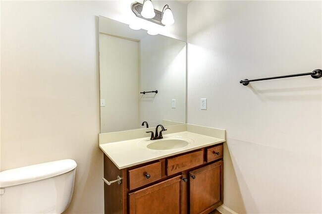 Building Photo - 10424 Park Walk Point