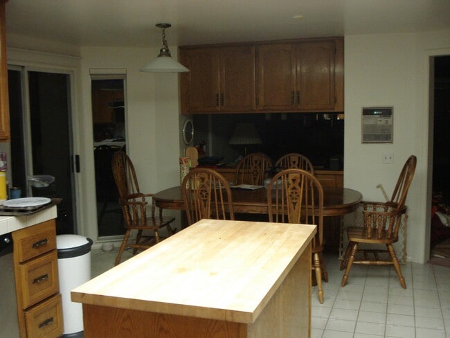 Building Photo - 20405 Via Sonador