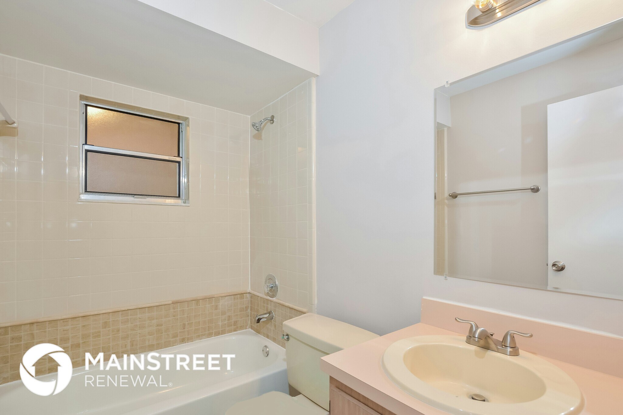 Building Photo - 3028 Winchester Dr