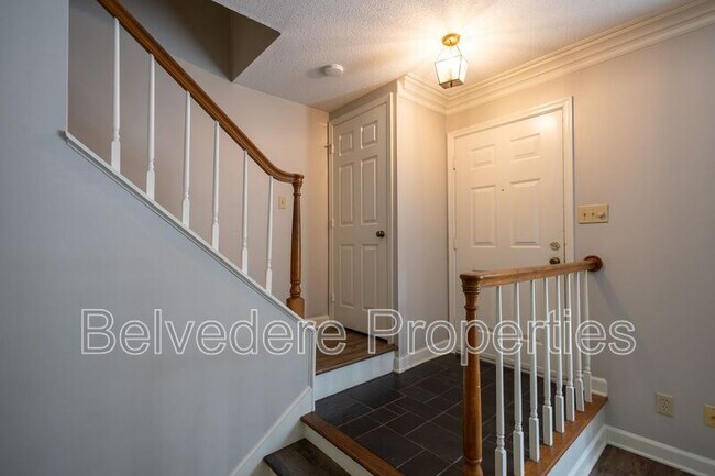 Building Photo - 102-F Wafco Ln