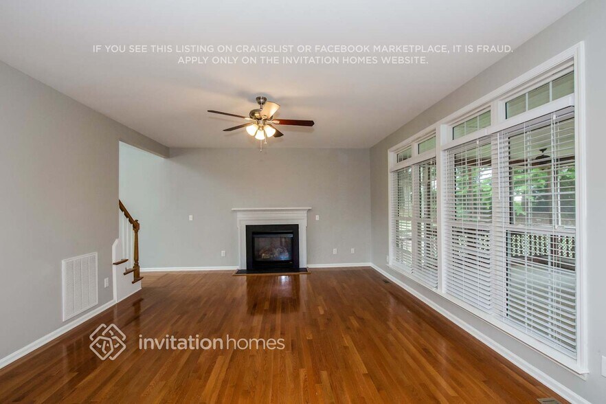 Building Photo - 17136 Knoxwood Dr