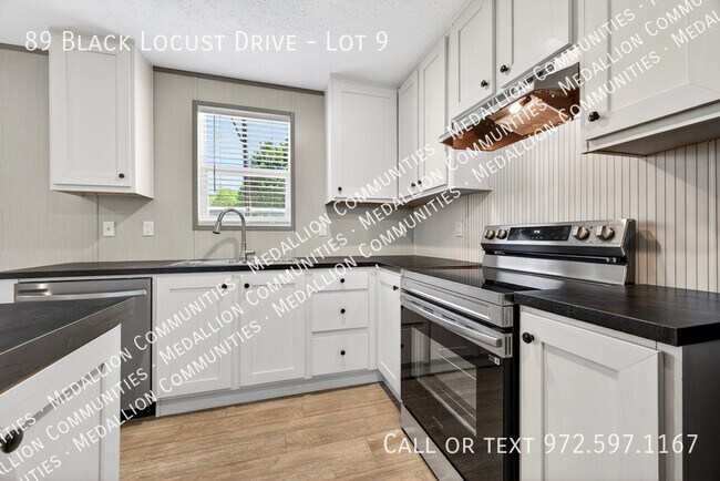 Building Photo - 89 Black Locust Dr