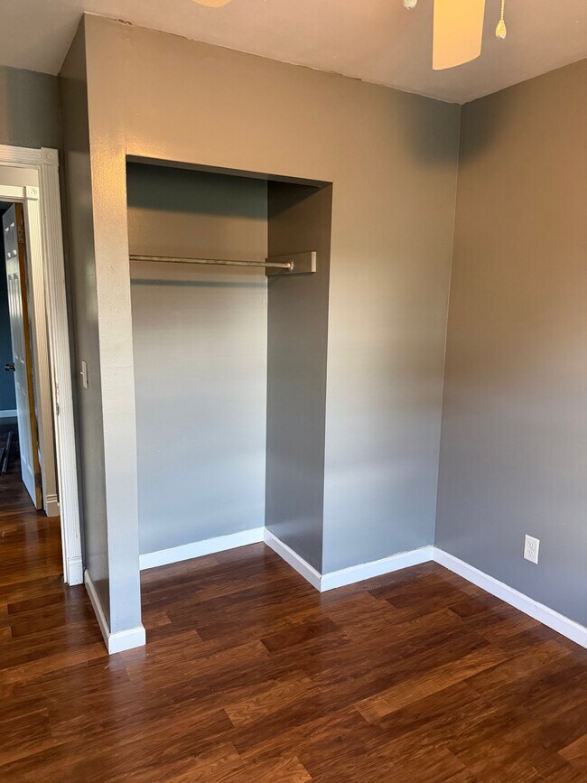 Building Photo - 500 Briarcliff Ave