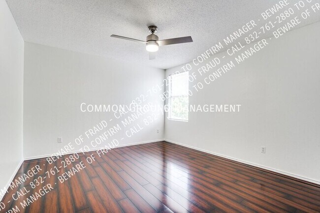 Building Photo - 615 Ragwood Rd