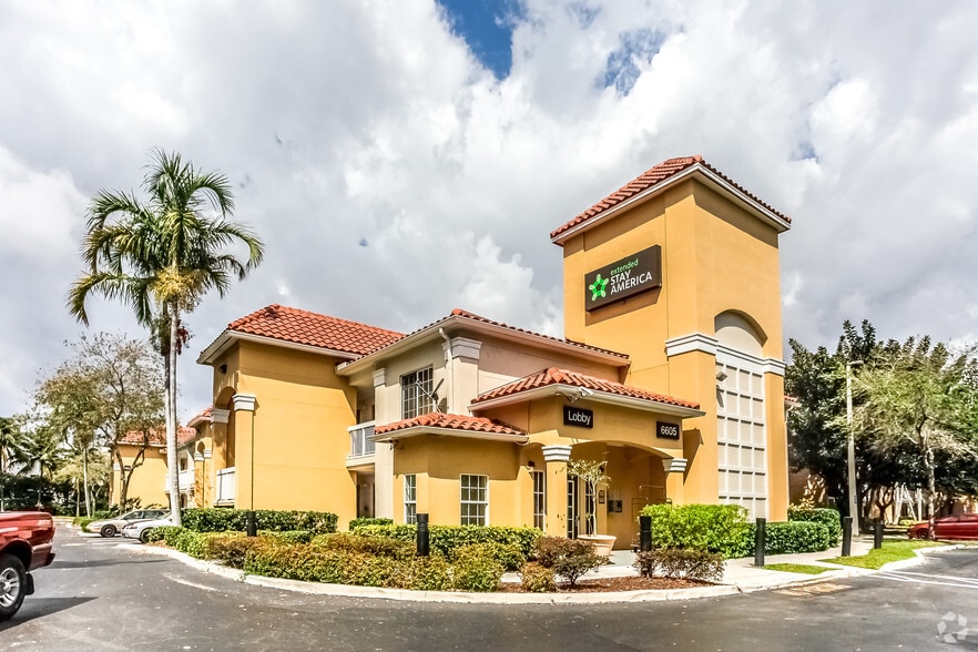 Furnished Studio Miami 6605 NW 7th St Miami FL 33126 Apartment Finder