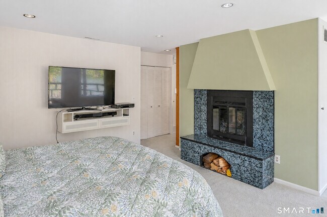 Building Photo - 339 CT-39