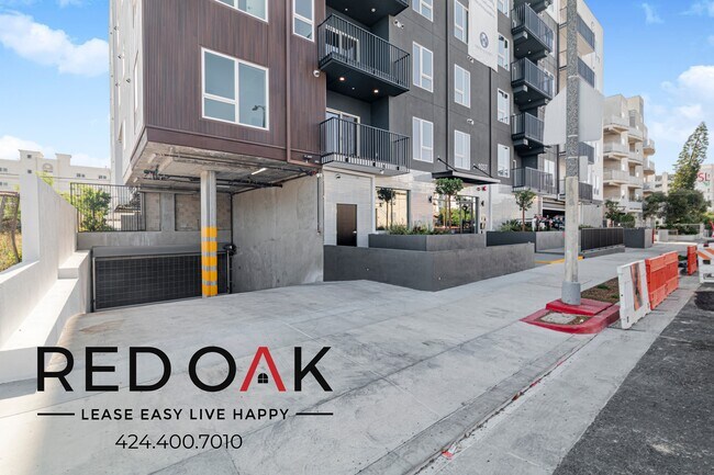 Building Photo - 1037 Dewey Ave