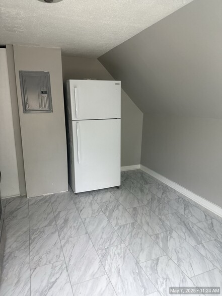 Kitchen - 751 Washington St