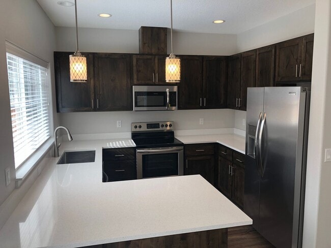 Building Photo - 1012 Big Fir Pl S