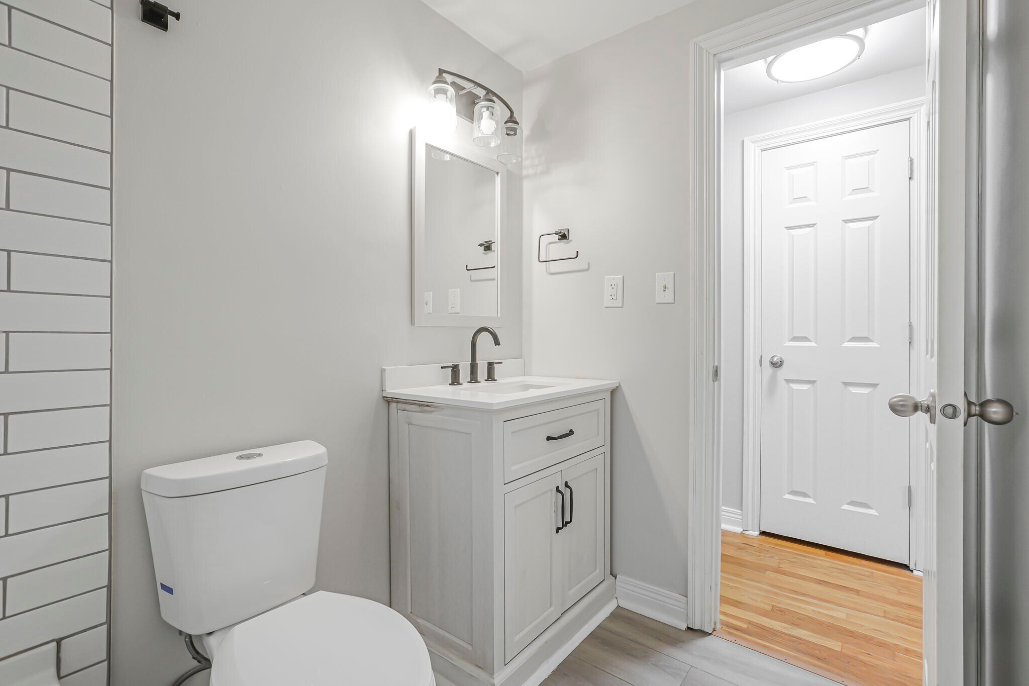 Building Photo - 1062 Oberlin Dr