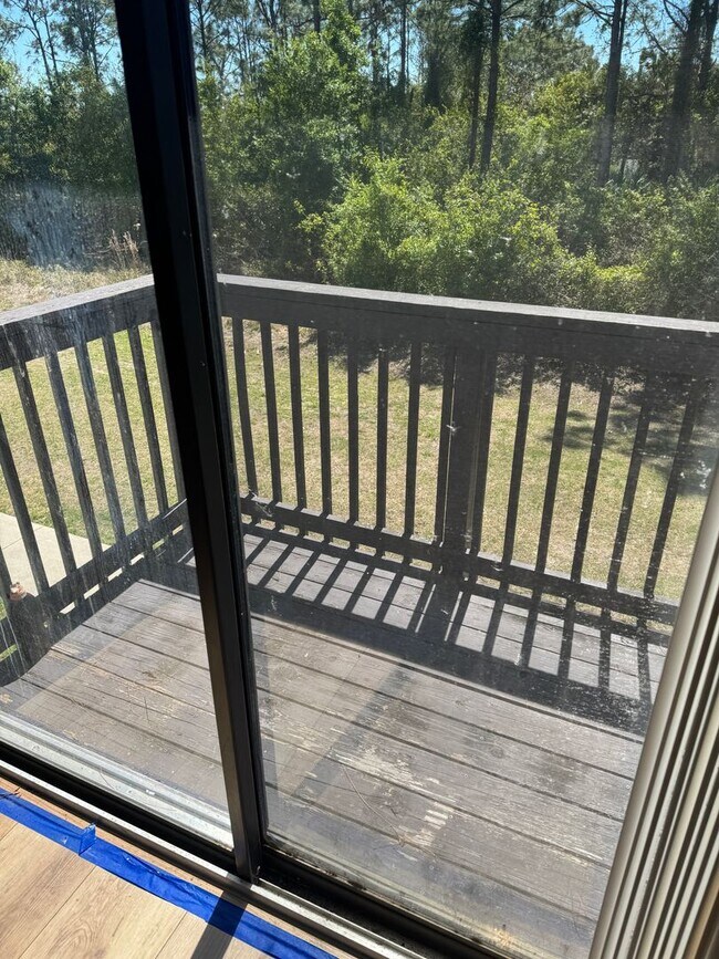 Building Photo - Great Features and Great Price!