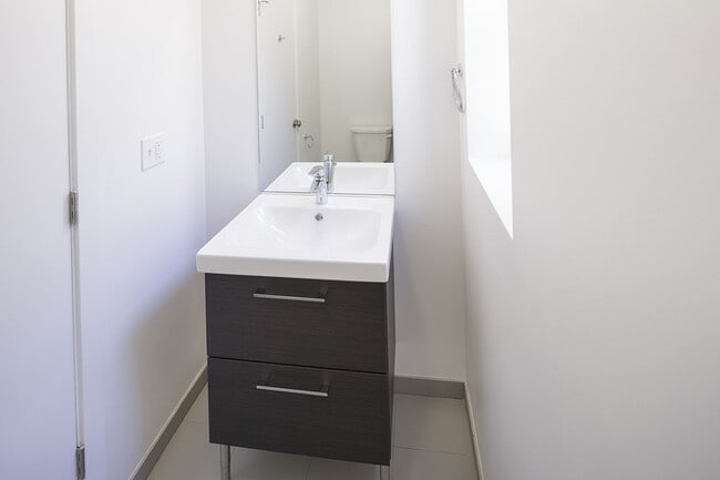 Floorplan - 5487-5491 S. Hyde Park Boulevard