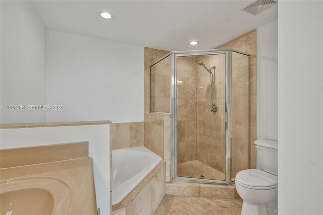 Building Photo - 7900 Harbor Island Dr