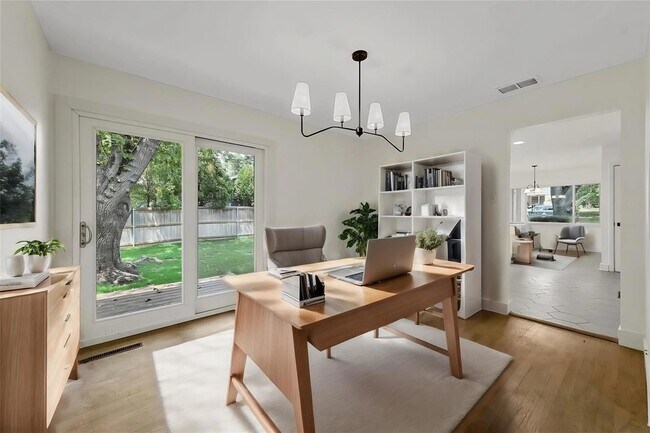 Building Photo - 3936 Piedmont Rd