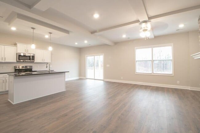Building Photo - 2114 Ireland Wy