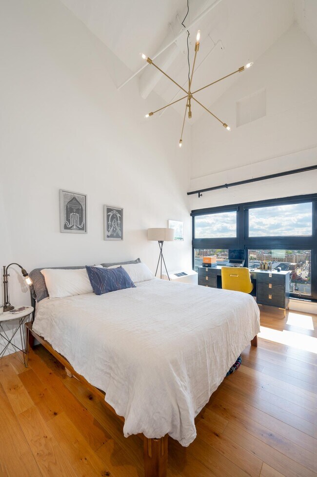 Building Photo - 50 Dey St