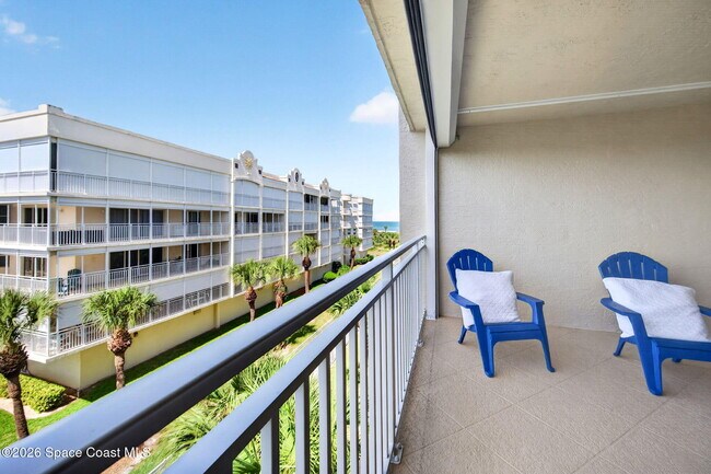 Building Photo - 606 Shorewood Dr