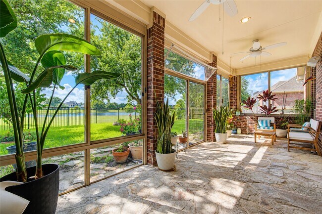 Building Photo - 11422 Carson Field Ln