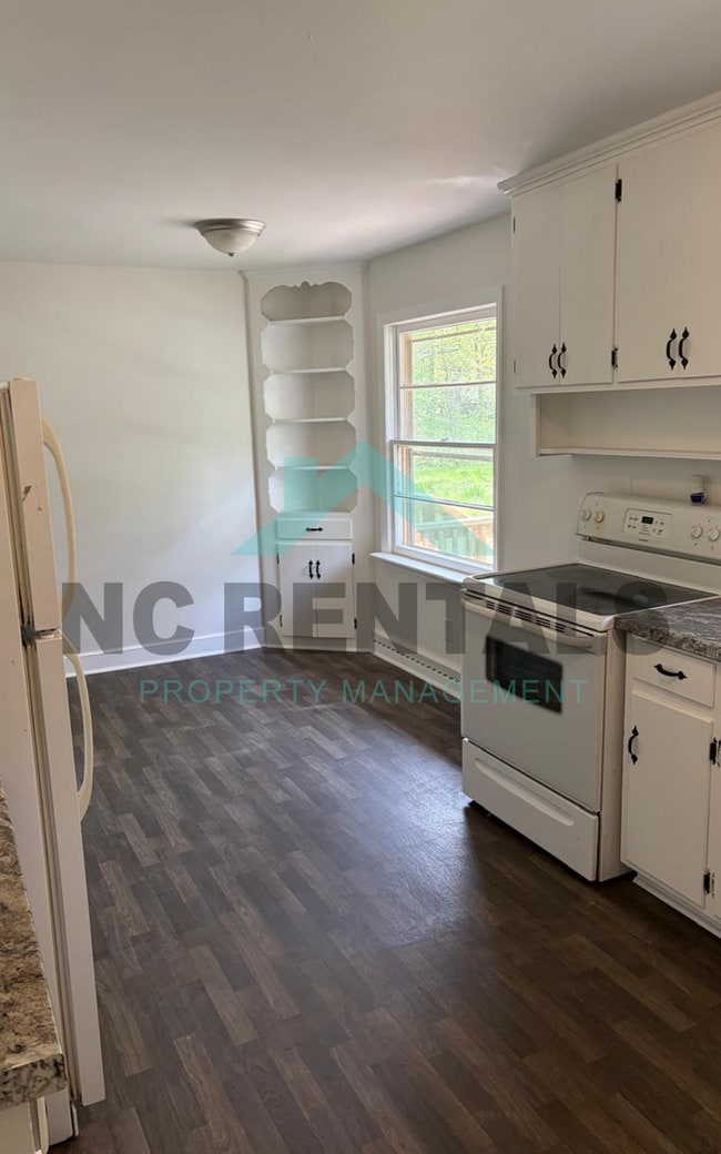 Building Photo - 129 Rocky Knoll Cir