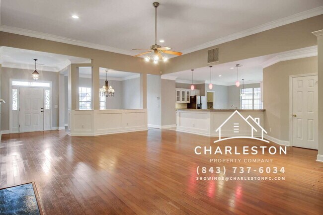 Building Photo - 6040 Fieldstone Cir