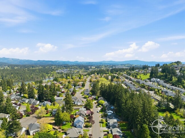 Building Photo - 2348 NW 45th Ave