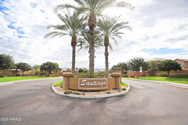 Building Photo - 1709 Grenadine Rd