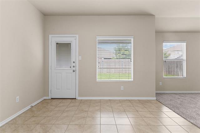 Building Photo - 2517 Carolina Dr