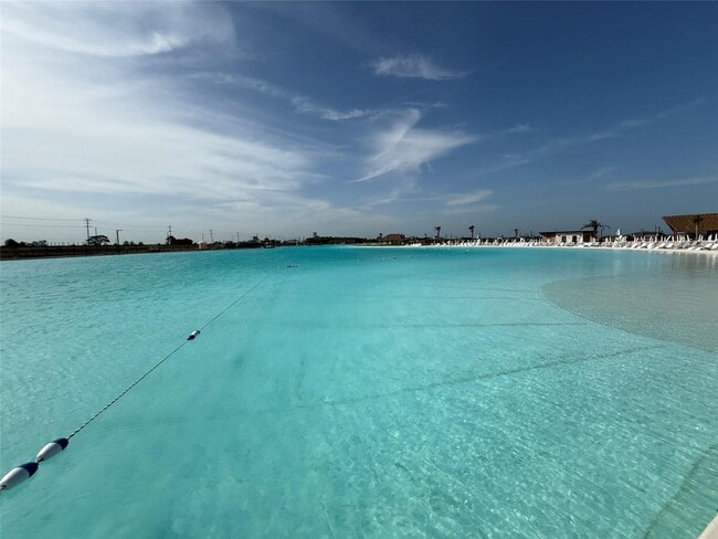 Building Photo - 427 Fields Forest Ln