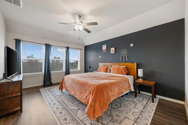 Building Photo - 8204 Prairie Rye Dr