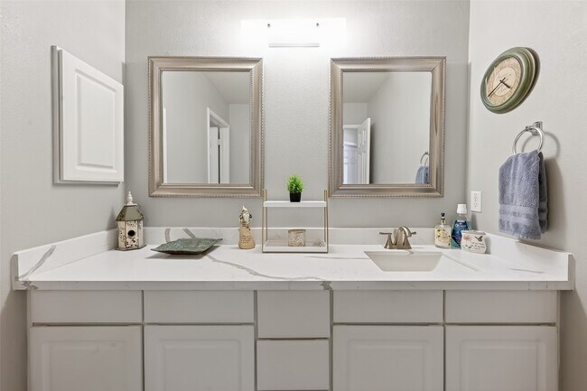 Building Photo - 5055 Juniper Spring Trail