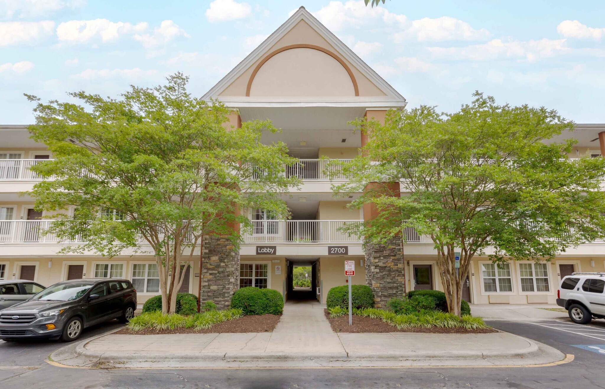 Building Photo - Furnished Studio-Raleigh - RDU Airport