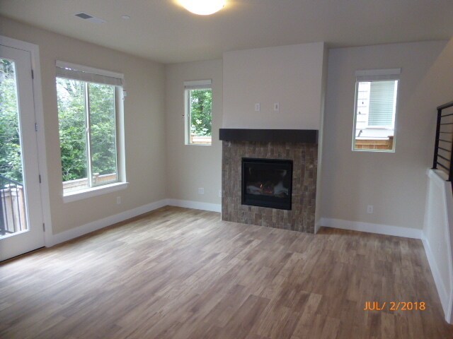Building Photo - 14908 16th Pl W