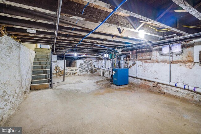 Building Photo - 2321 Tatnall St