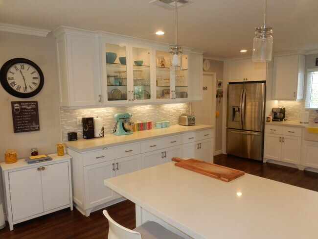 Building Photo - 1934 Buell Ct