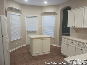 Building Photo - 6227 Parkland Oaks Dr