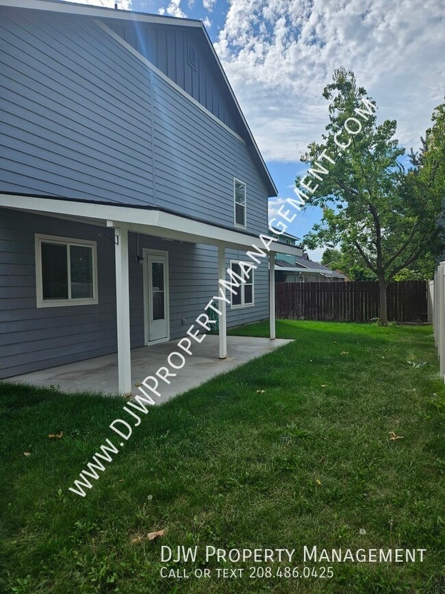 Building Photo - 4110 W Meadowpine St