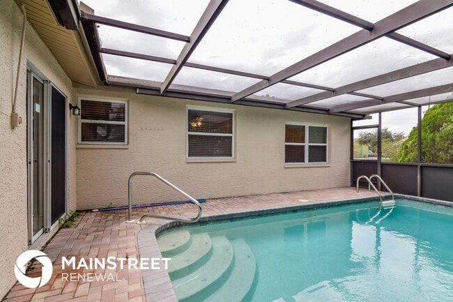 Building Photo - 8711 Sterling Ln