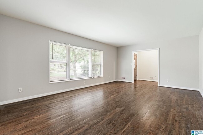Building Photo - 531 Park Terrace