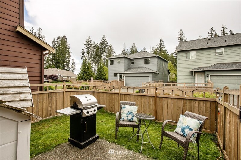 Building Photo - 4703 Strathmore Cir SW