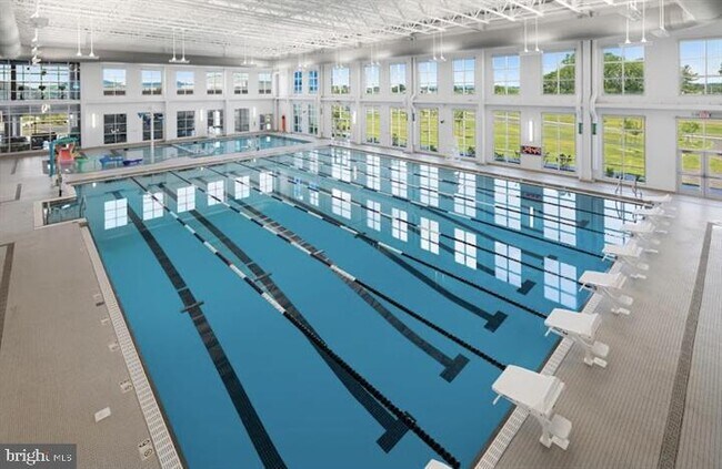 Building Photo - 9526 Hyde Pl