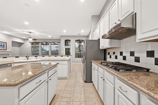 Building Photo - 23734 Indian Hills Way